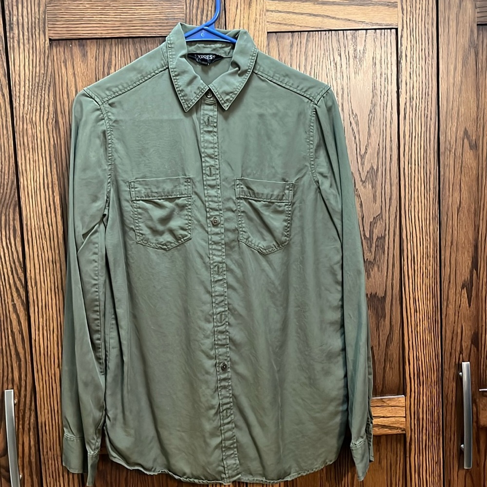Dark Green Long Sleeve Button Down